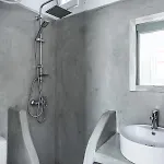 White And Grey Chora *