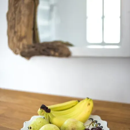 Apartamento White And Grey Chora *